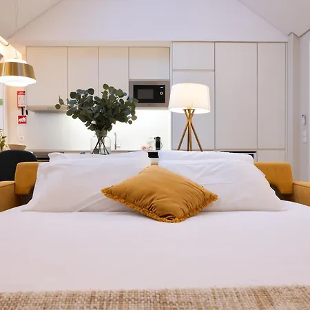 Savannah Apartment, By Bolhao Residences Daire