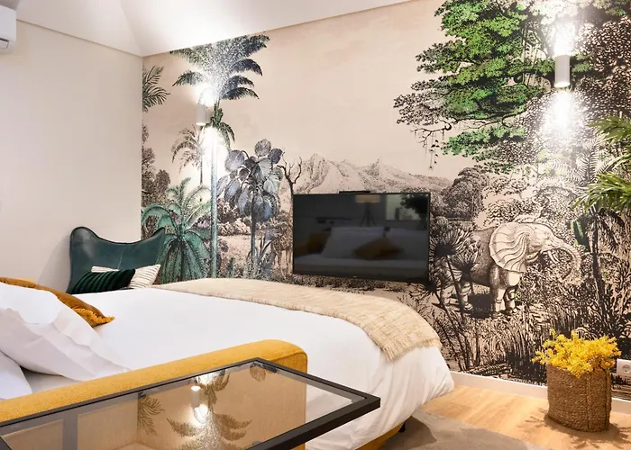 Savannah Apartment, By Bolhao Residences *