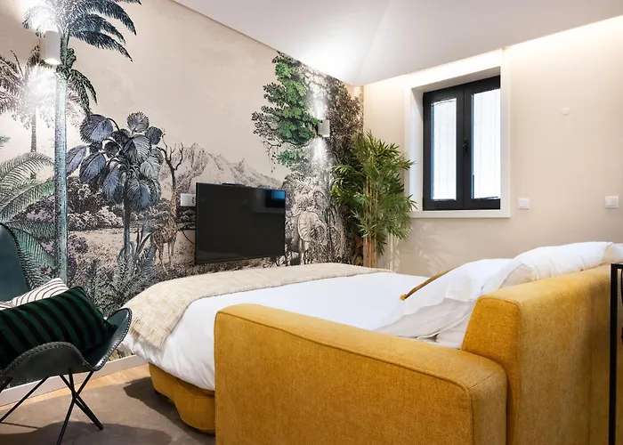 Savannah Apartment, By Bolhao Residences *