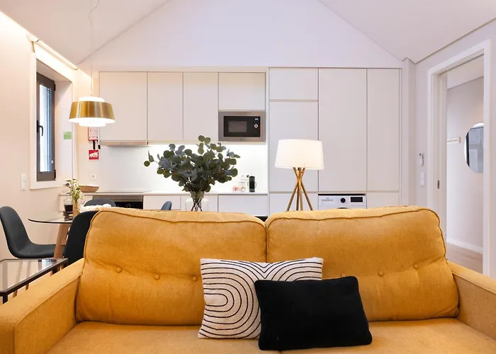 Savannah Apartment, By Bolhao Residences *