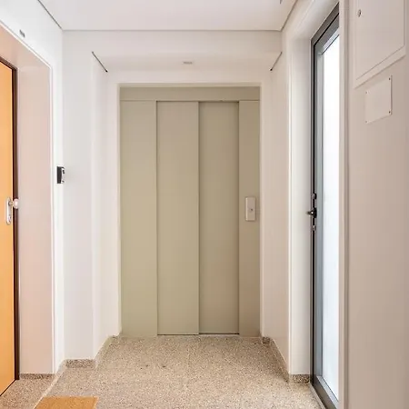 Savannah Apartment, By Bolhao Residences *